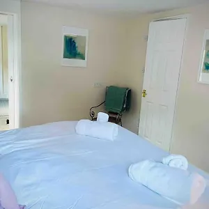 Quiet And Cosy Flat, Close To Centre Bath